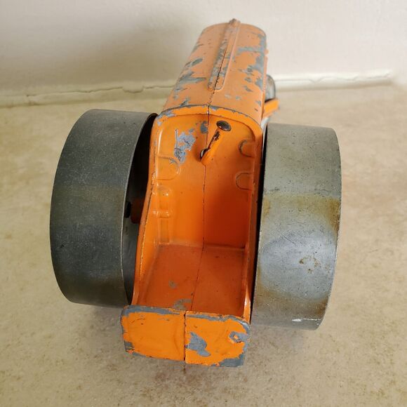 Vintage 1950's Hubley Pressed Steel Orange Diesel Steamroller collectible toy - Picture 6 of 11